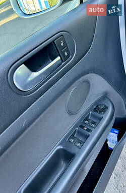 Хэтчбек Volkswagen Golf Plus 2007 в 