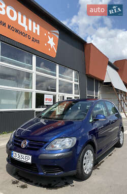 Хэтчбек Volkswagen Golf Plus 2005 в 