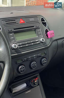Хэтчбек Volkswagen Golf Plus 2005 в 