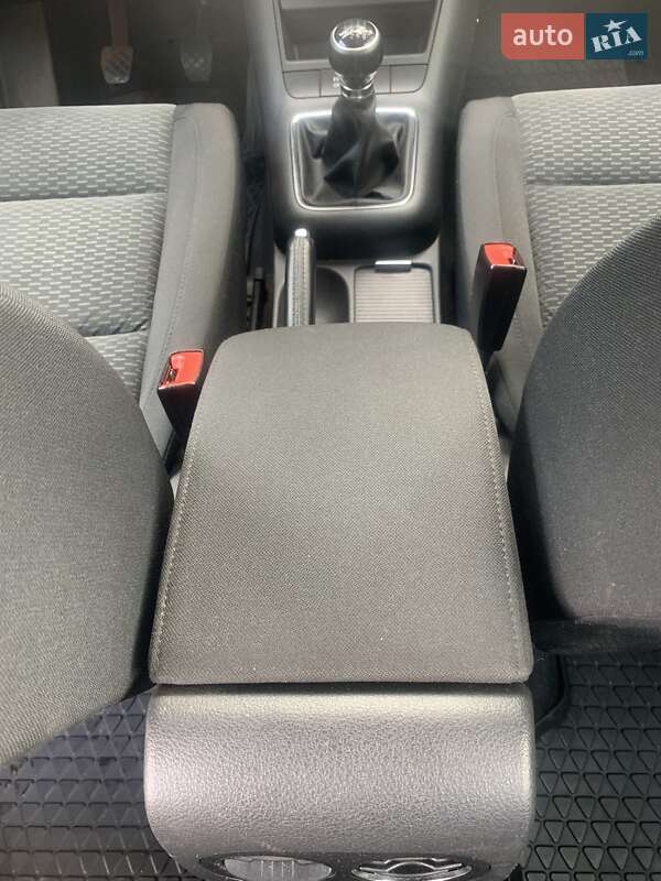 Хэтчбек Volkswagen Golf Plus 2010 в Тальном