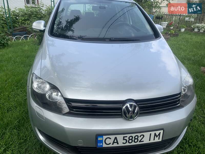 Хэтчбек Volkswagen Golf Plus 2010 в Тальном