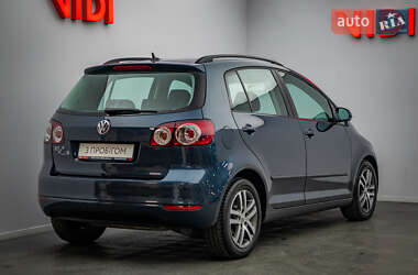Хэтчбек Volkswagen Golf Plus 2009 в 