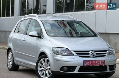 Хэтчбек Volkswagen Golf Plus 2009 в 