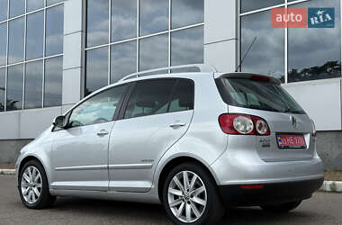 Хэтчбек Volkswagen Golf Plus 2009 в 
