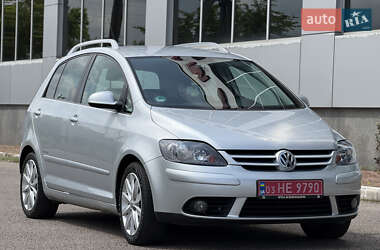 Хэтчбек Volkswagen Golf Plus 2009 в 