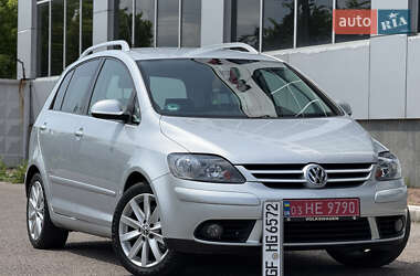 Хэтчбек Volkswagen Golf Plus 2009 в 