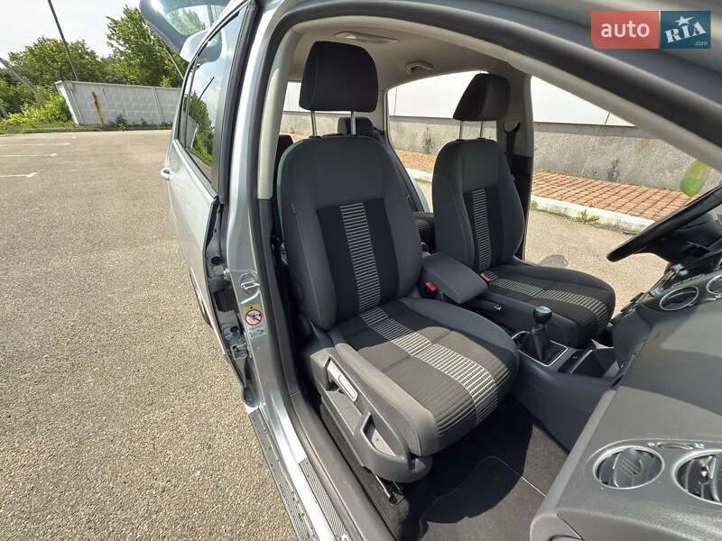Хэтчбек Volkswagen Golf Plus 2009 в Белой Церкви