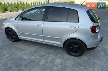 Хетчбек Volkswagen Golf Plus 2008 в 