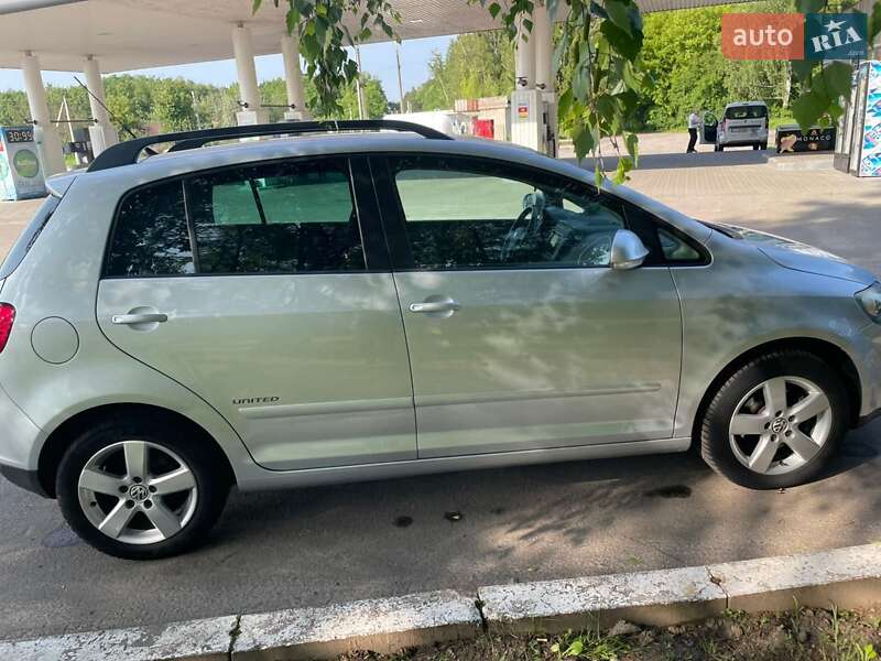 Хетчбек Volkswagen Golf Plus 2008 в Ківерцях