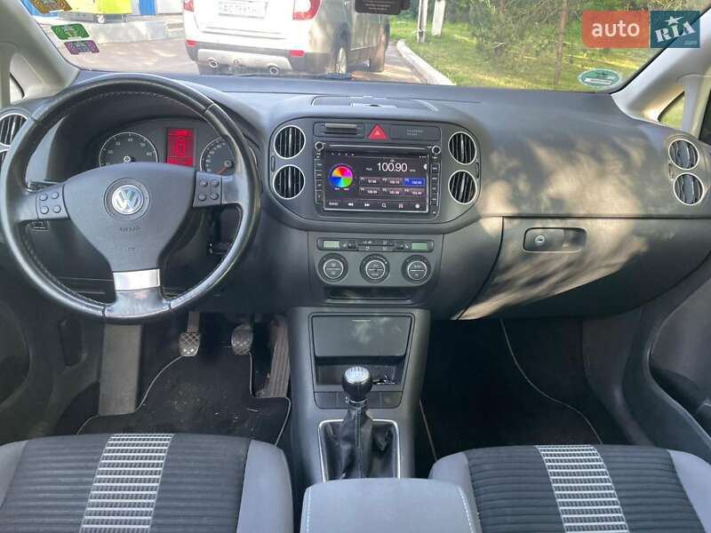Хетчбек Volkswagen Golf Plus 2008 в Ківерцях