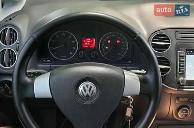 Хэтчбек Volkswagen Golf Plus 2008 в 
