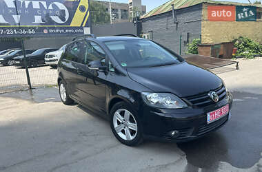 Хэтчбек Volkswagen Golf Plus 2009 в 