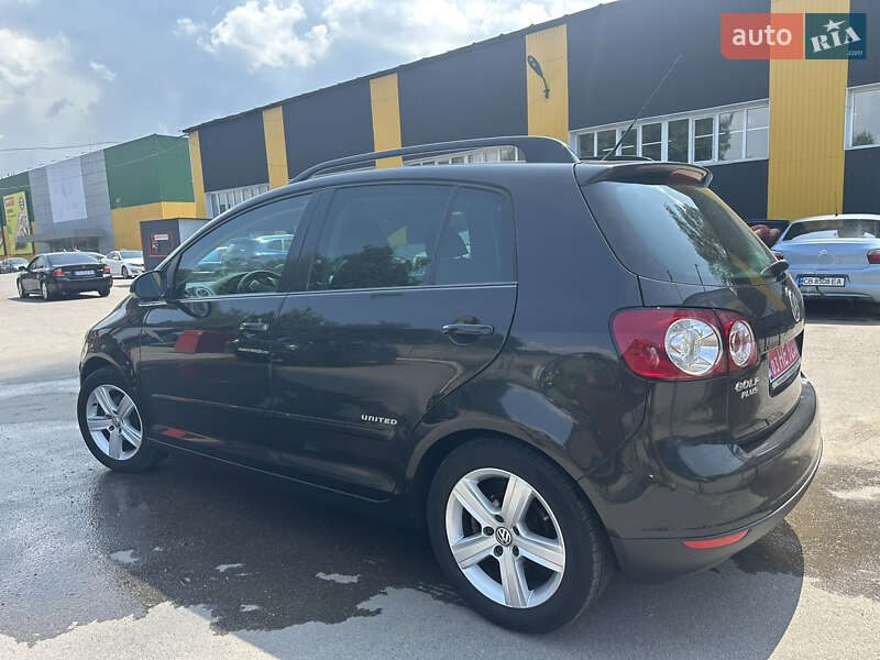 Хетчбек Volkswagen Golf Plus 2009 в Ніжині