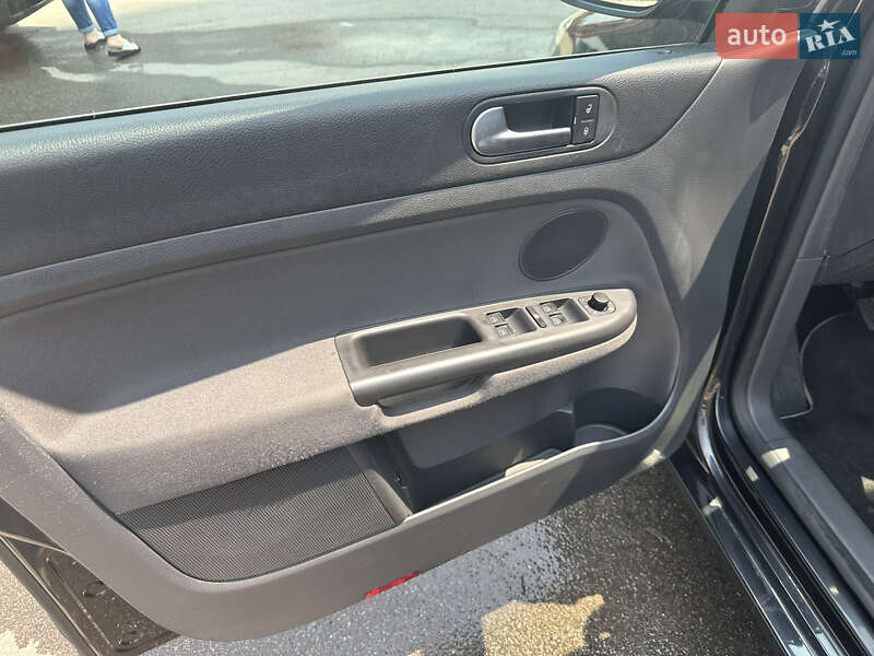 Хетчбек Volkswagen Golf Plus 2009 в Ніжині