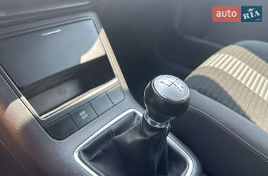 Хэтчбек Volkswagen Golf Plus 2009 в 