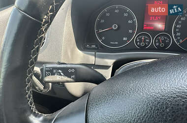 Хэтчбек Volkswagen Golf Plus 2009 в 