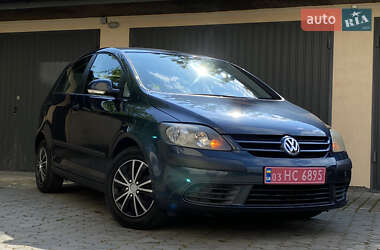 Хэтчбек Volkswagen Golf Plus 2005 в 