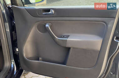 Хэтчбек Volkswagen Golf Plus 2005 в 