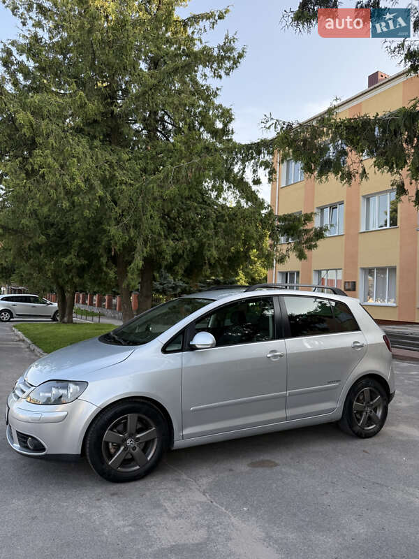 Хетчбек Volkswagen Golf Plus 2008 в Вінниці