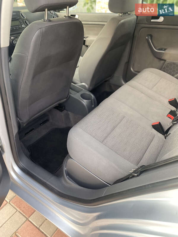 Хетчбек Volkswagen Golf Plus 2006 в Хоролі