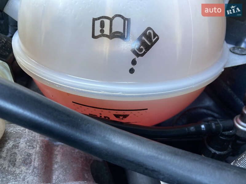 Хетчбек Volkswagen Golf Plus 2010 в Нововолинську