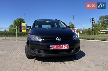 Хэтчбек Volkswagen Golf Plus 2010 в 
