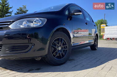 Хэтчбек Volkswagen Golf Plus 2010 в 