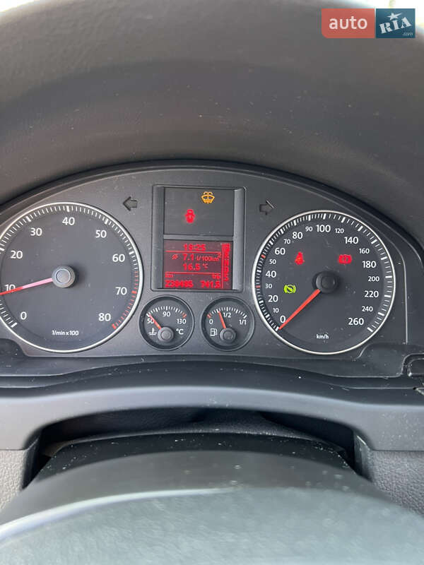 Хетчбек Volkswagen Golf Plus 2007 в Рівному