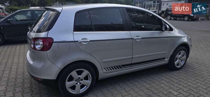 Хэтчбек Volkswagen Golf Plus 2006 в Черновцах