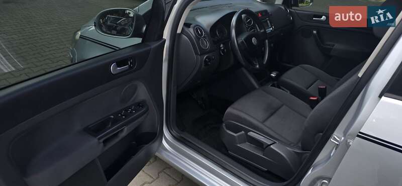 Хэтчбек Volkswagen Golf Plus 2006 в Черновцах