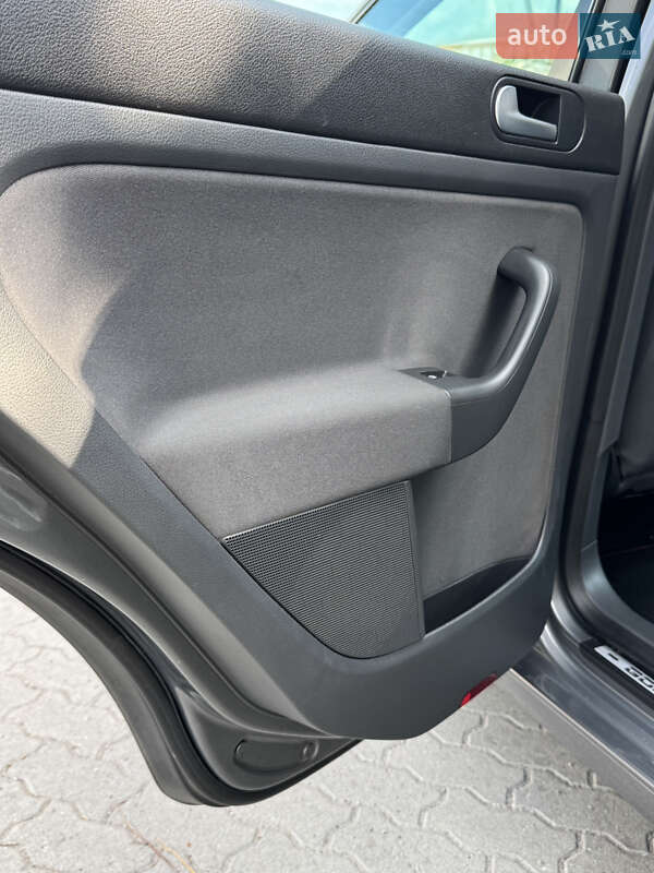 Хэтчбек Volkswagen Golf Plus 2008 в Великой Багачке