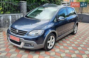 Хэтчбек Volkswagen Golf Plus 2008 в Ровно