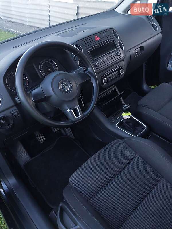 Хэтчбек Volkswagen Golf Plus 2011 в Косове фото 10 Хэтчбек Volkswagen Golf Plus 2011 в Косове