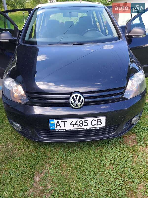 Хэтчбек Volkswagen Golf Plus 2011 в Косове фото 20 Хэтчбек Volkswagen Golf Plus 2011 в Косове