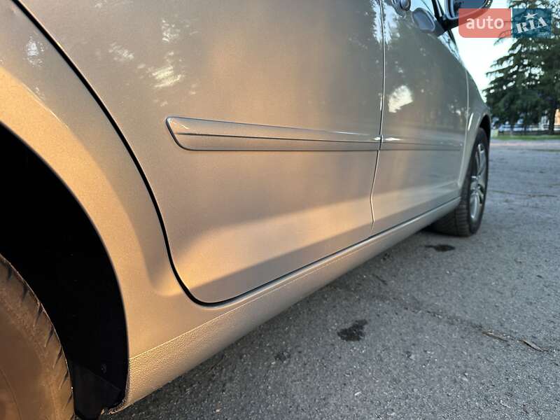 Хетчбек Volkswagen Golf Plus 2009 в Лебедині фото 20 Хетчбек Volkswagen Golf Plus 2009 в Лебедині