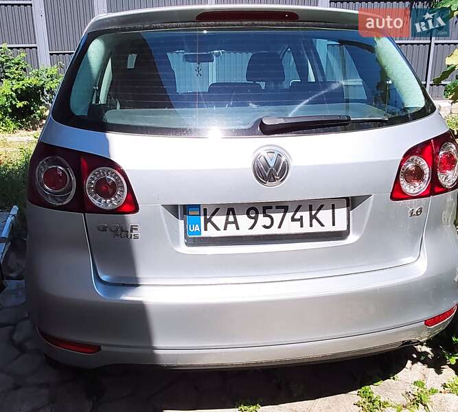 Хэтчбек Volkswagen Golf Plus 2010 в Кременчуге