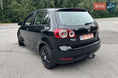 Хэтчбек Volkswagen Golf Plus 2011 в 
