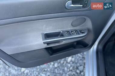 Хэтчбек Volkswagen Golf Plus 2008 в 