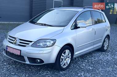 Хэтчбек Volkswagen Golf Plus 2008 в 