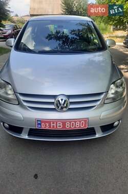 Хэтчбек Volkswagen Golf Plus 2008 в 