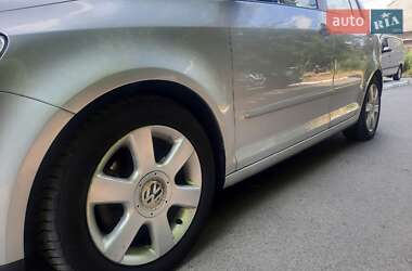 Хэтчбек Volkswagen Golf Plus 2008 в 