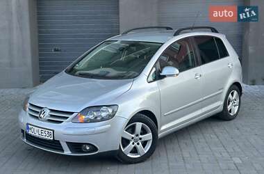 Хэтчбек Volkswagen Golf Plus 2008 в Ивано-Франковске