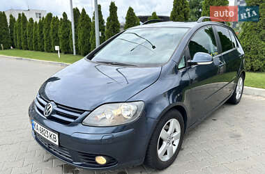 Хэтчбек Volkswagen Golf Plus 2008 в Киеве