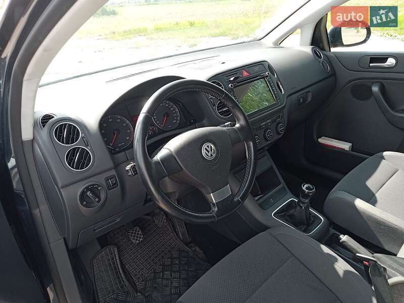 Хэтчбек Volkswagen Golf Plus 2008 в Монастырище