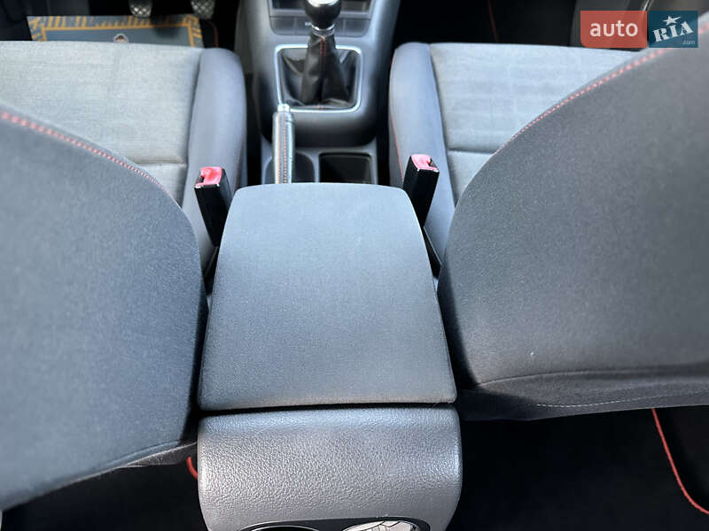 Хэтчбек Volkswagen Golf Plus 2006 в Виннице