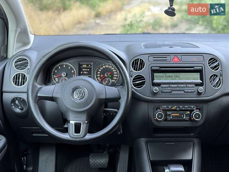 Хэтчбек Volkswagen Golf Plus 2010 в Днепре