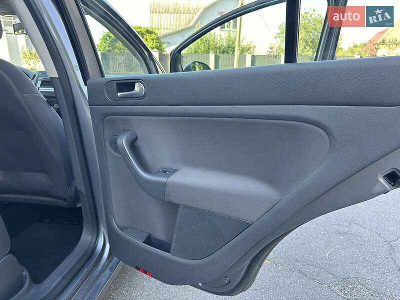 Хэтчбек Volkswagen Golf Plus 2009 в Виннице