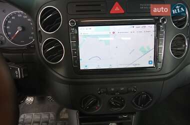 Хэтчбек Volkswagen Golf Plus 2006 в 