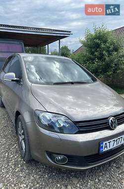 Хэтчбек Volkswagen Golf Plus 2011 в Снятине