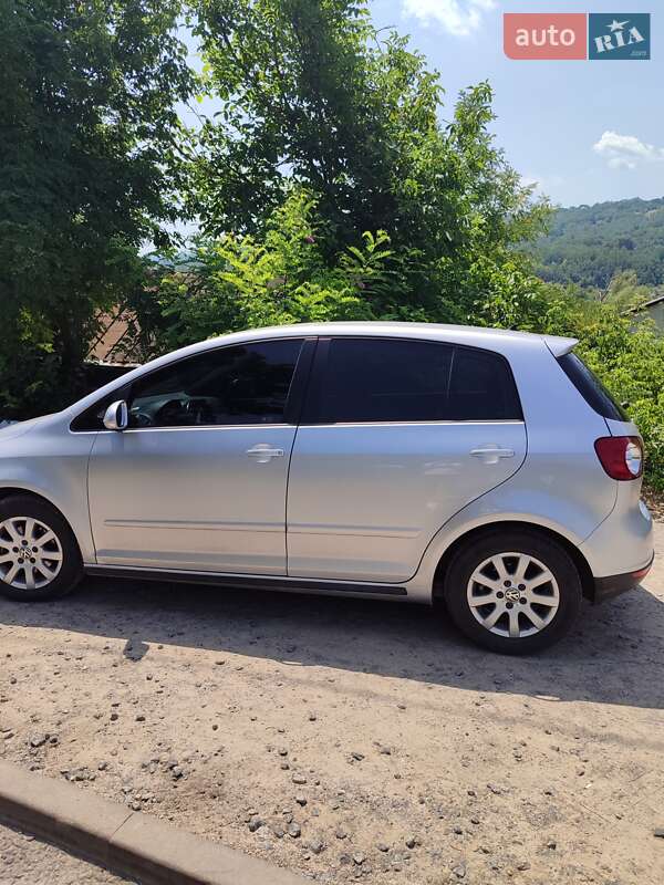 Хетчбек Volkswagen Golf Plus 2008 в Могилів-Подільському